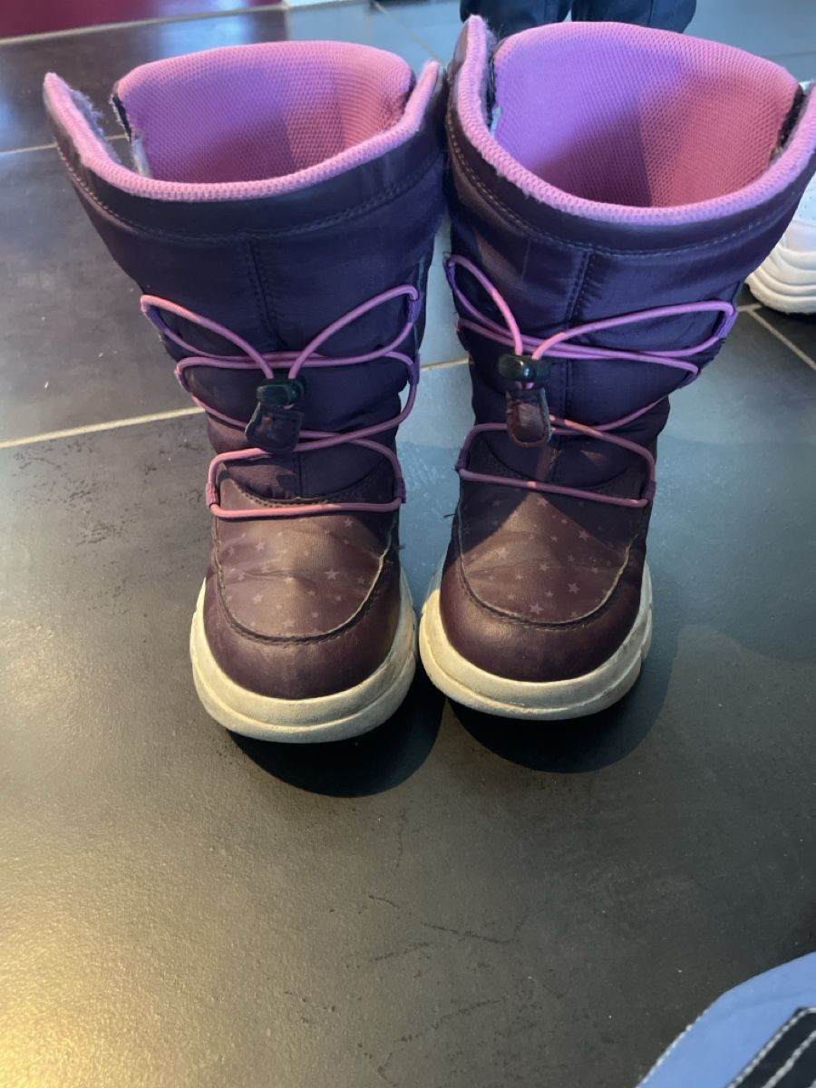 Geox Scarpe per ragazzi: Geox Kinder Winterstiefel Gr.30 – Usato da Sarmenstorf venduto da Kusi841