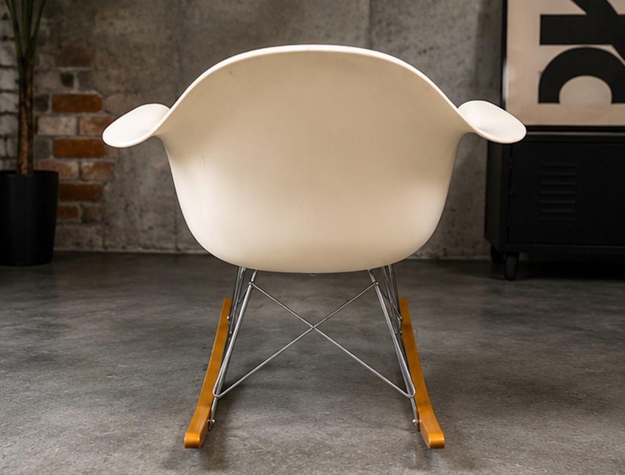 Eames Chaises: Eames Plastic Armchair | RAR – D'occasion à Meilen par log_k9nx