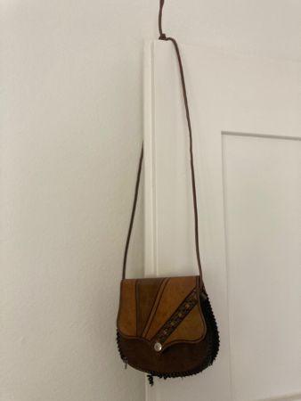 Braunes Lederhandtäschchen