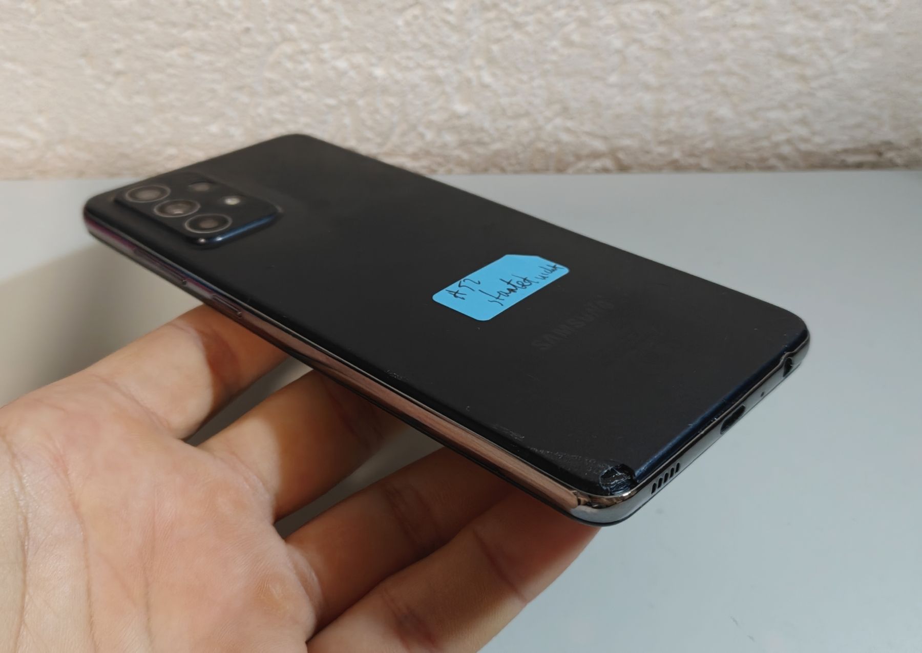 Samsung Telefoni cellulari / Smartphones: Samsung Galaxy A52 – Difettoso da Ehrendingen venduto da Rocky985 2