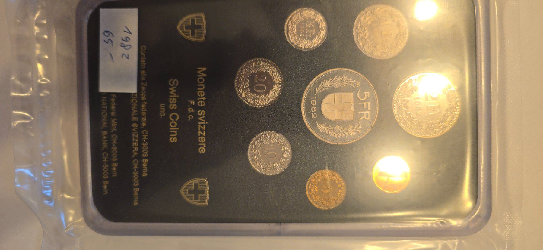 Tutti le monete: Pieces Fleur de coin 1982 – Nuovo e nell'imballaggio originale da Fribourg venduto da yan_z5fr