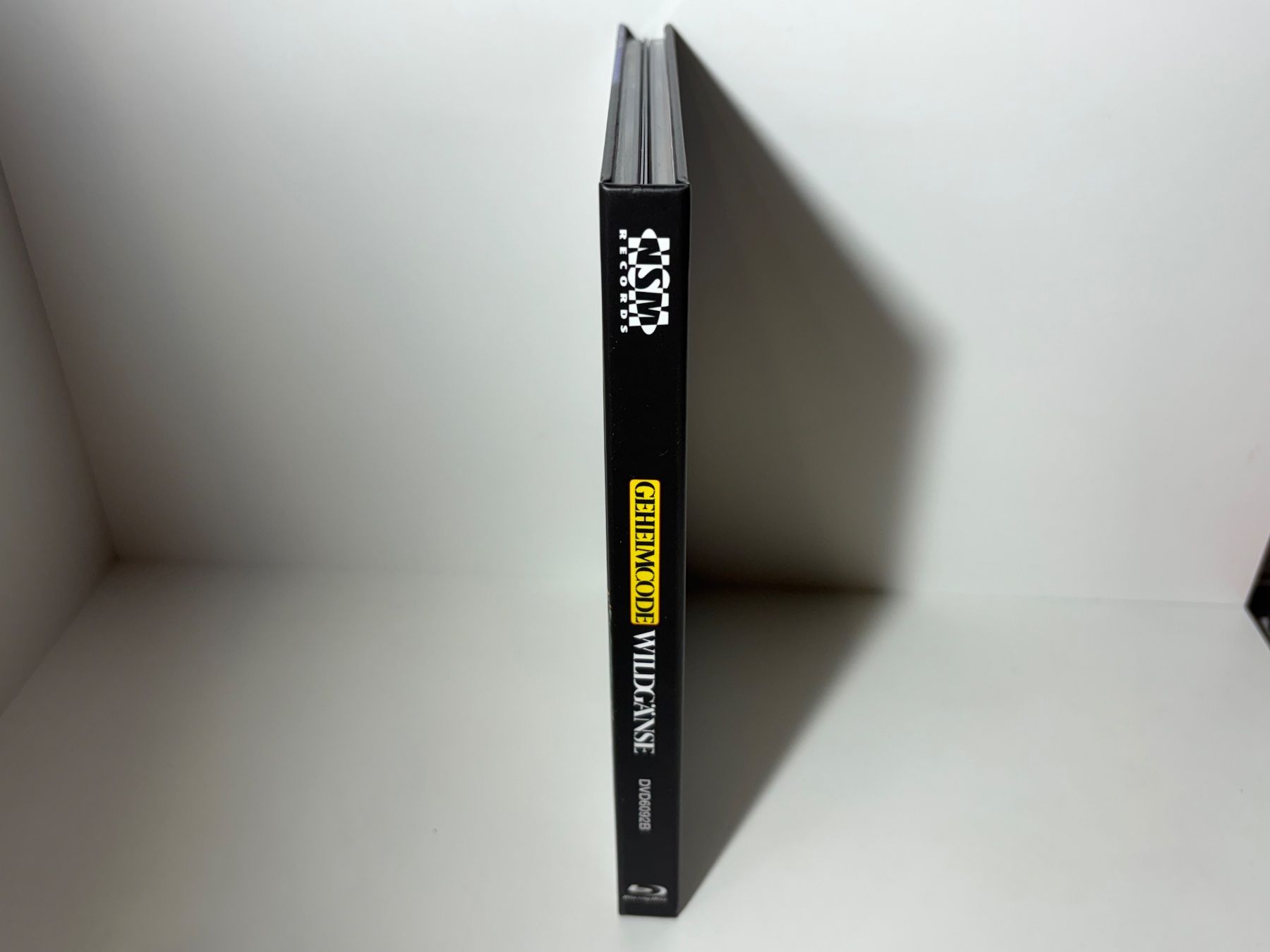 Tous les DVDs: Geheimcode Wildgänse Blu Ray Mediabook – D'occasion à Wilderswil par Sstriker 4
