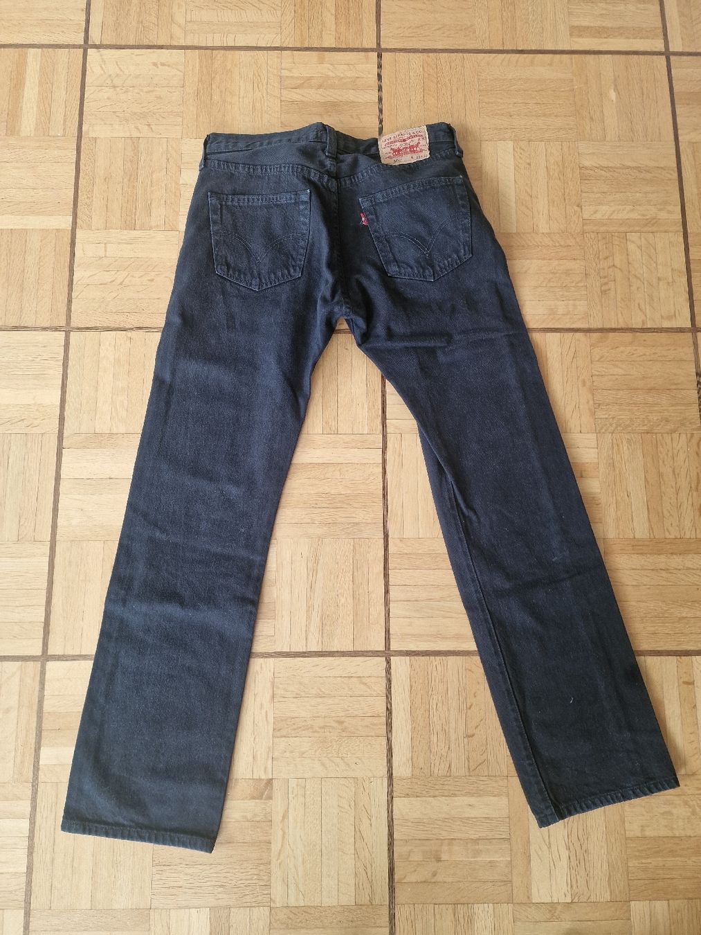 Levi's Jeans: Levi's 501 32 x 32 Schwarz – Nuovo e nell'imballaggio originale da Luzern venduto da Dng 2
