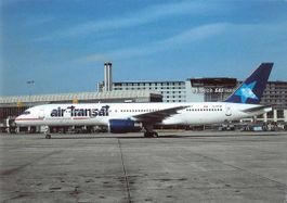 Schöne Ansichtkarte Aviatik AIR TRANSAT BOEING 757-28A