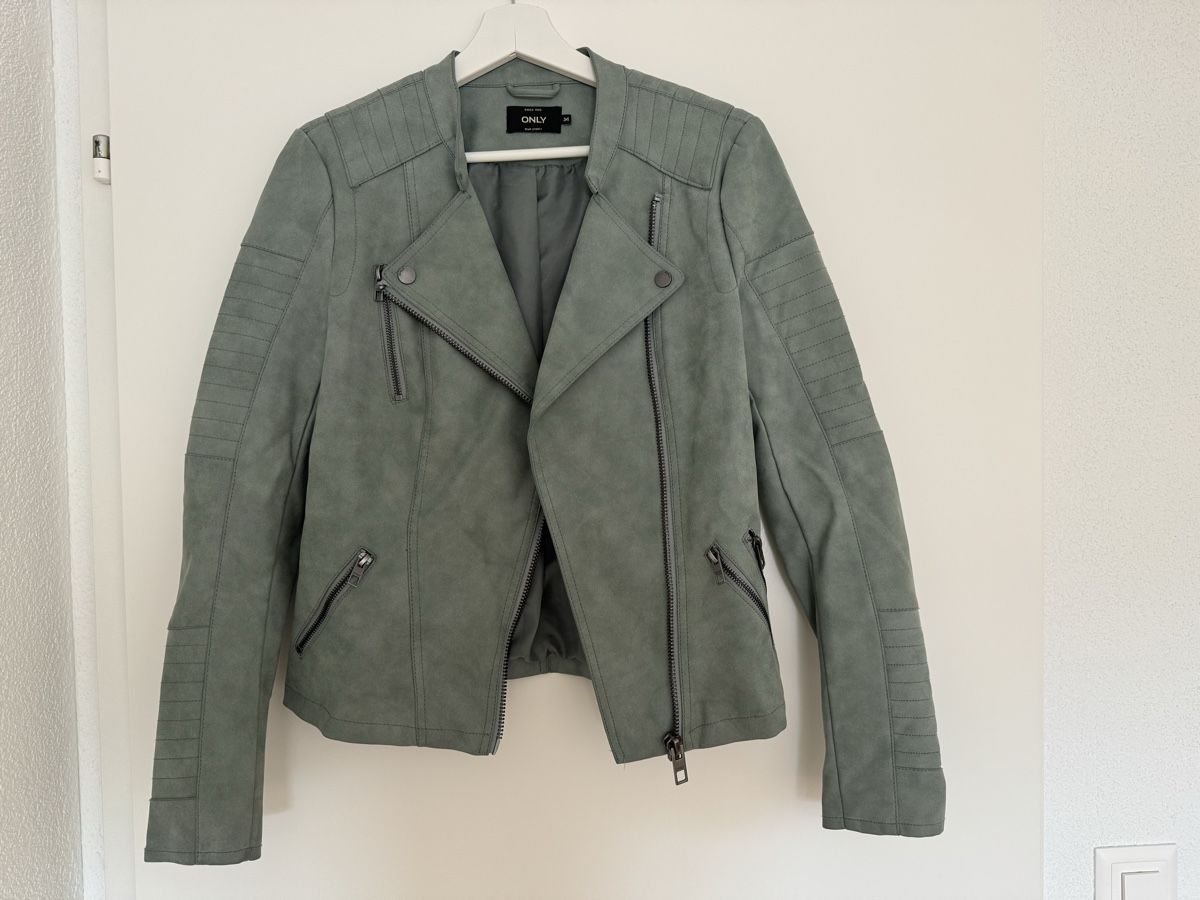 Only Vestes: Kunstlederjacke von Only – D'occasion à Malters par Carina.N92