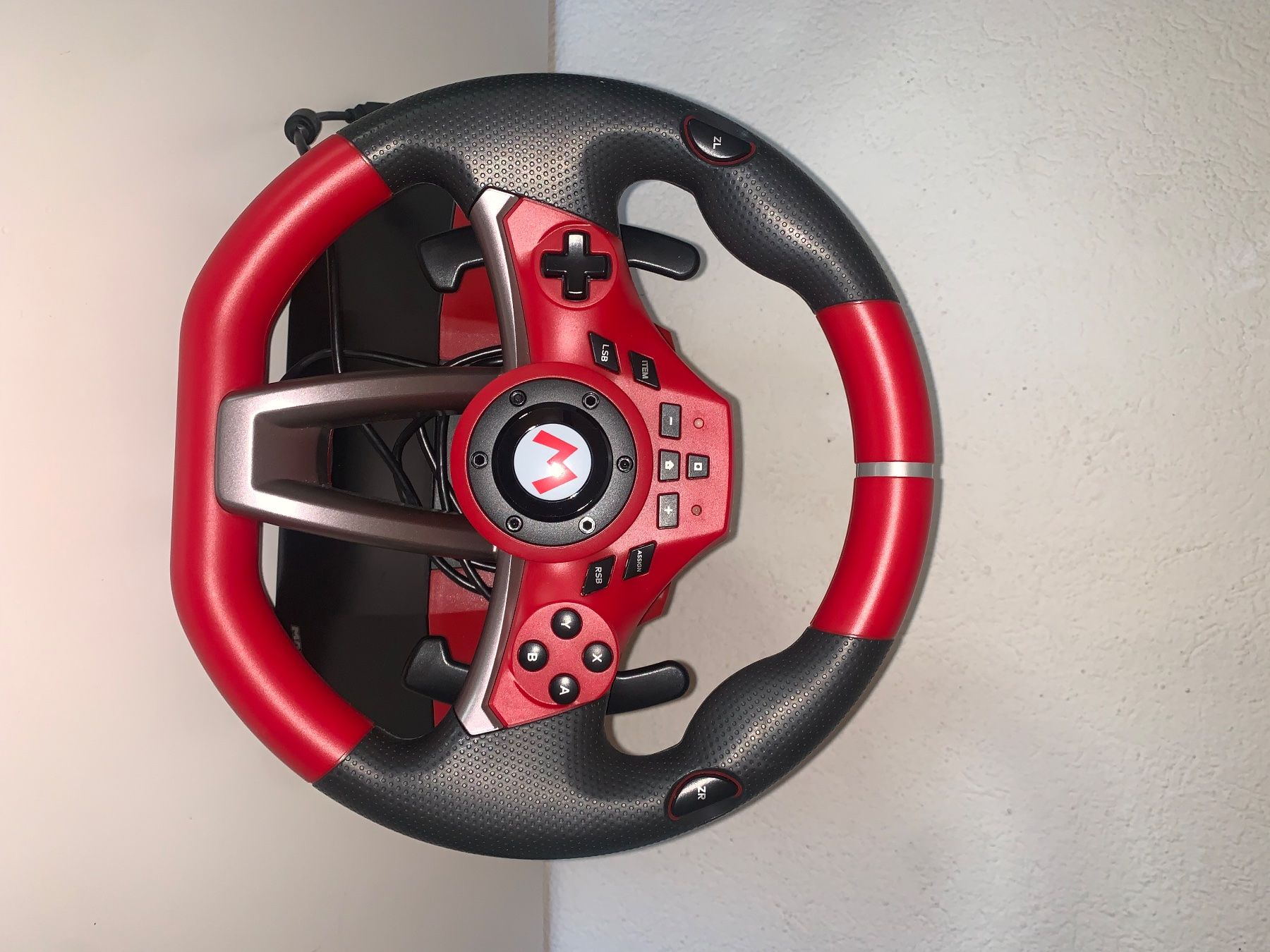 Nintendo Giochi: Volant switch hoki édition mario kart – Usato da Villars-le-Terroir venduto da nat_bb86 1