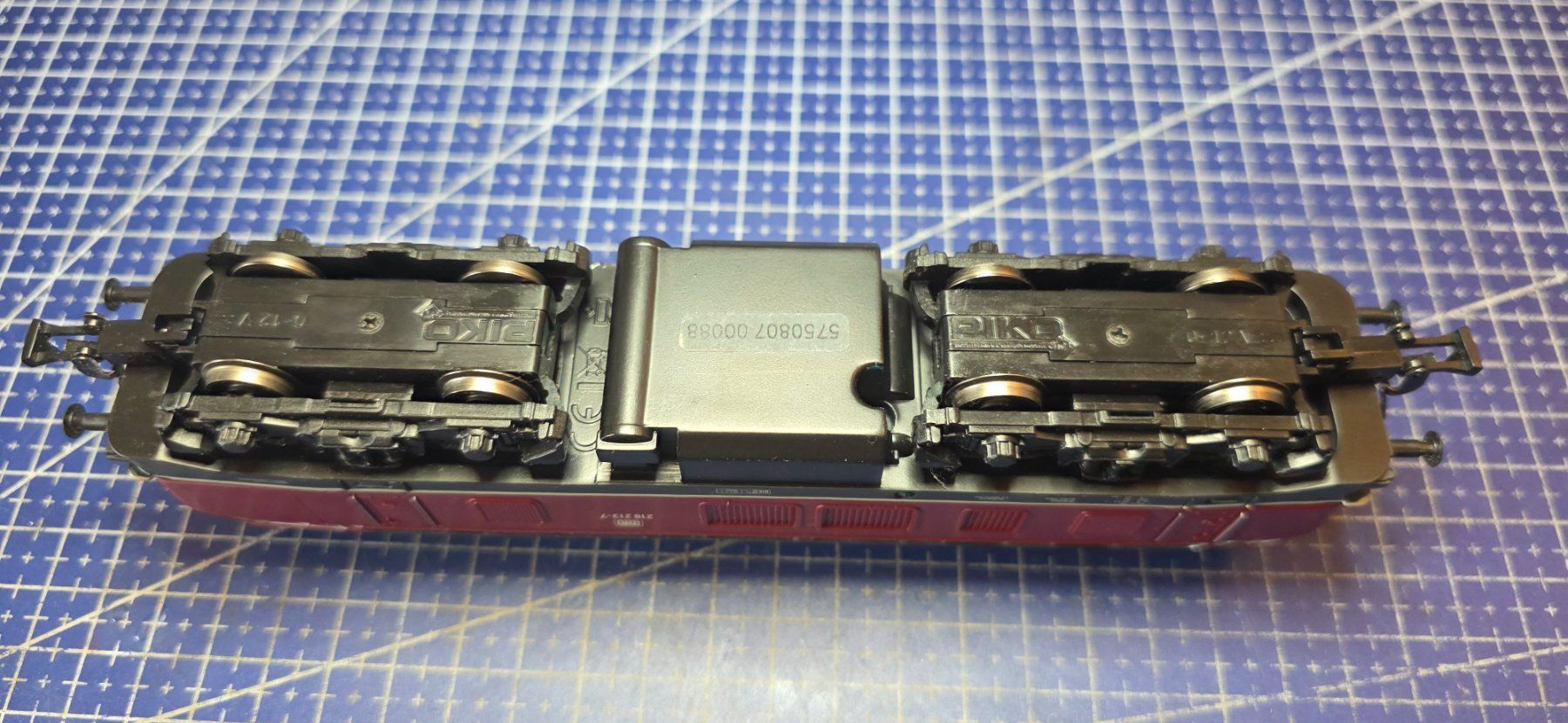 Piko Modelleisenbahnen: Piko DB218 213-7 H0/DC Analog – Gebraucht aus Hochfelden von Danizh0 3