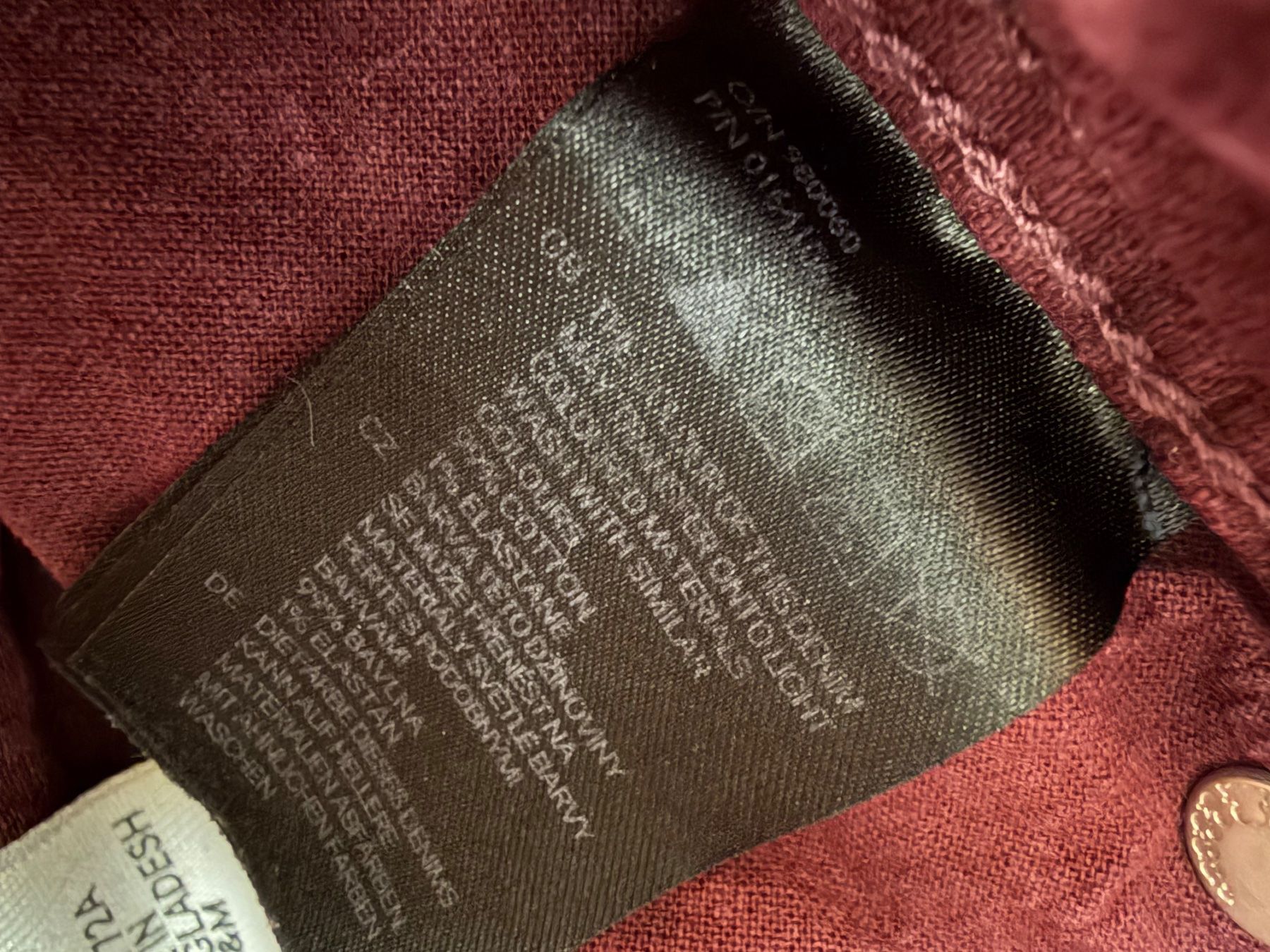 H&M Pantaloni: H&M Shorts – Usato da Eschenbach LU venduto da jjasmiin 2