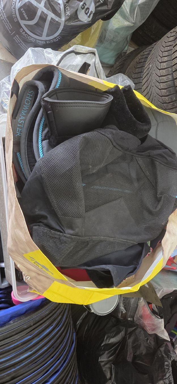 Coperte & Accessori: Div Pferdesache  – Usato da Volketswil venduto da shwupp11 6
