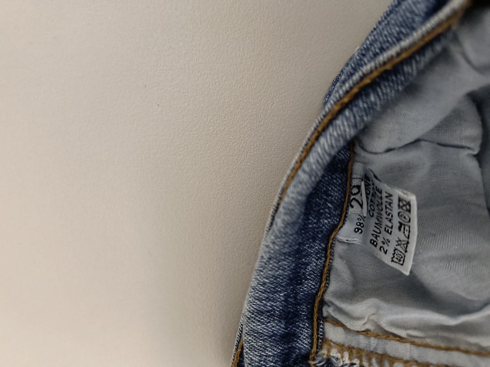 Jeans: Zerberus Jeans, Gr. 29, ital. Gr. Top Zustand – Usato da Schöfflisdorf venduto da kin_2dp9 3