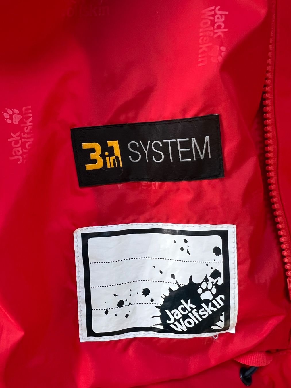 Jack Wolfskin Giacche & Cappotti: Regenjacke Jack Wolfskin Grösse 152 – Usato da Lengnau BE venduto da Rubin27 6