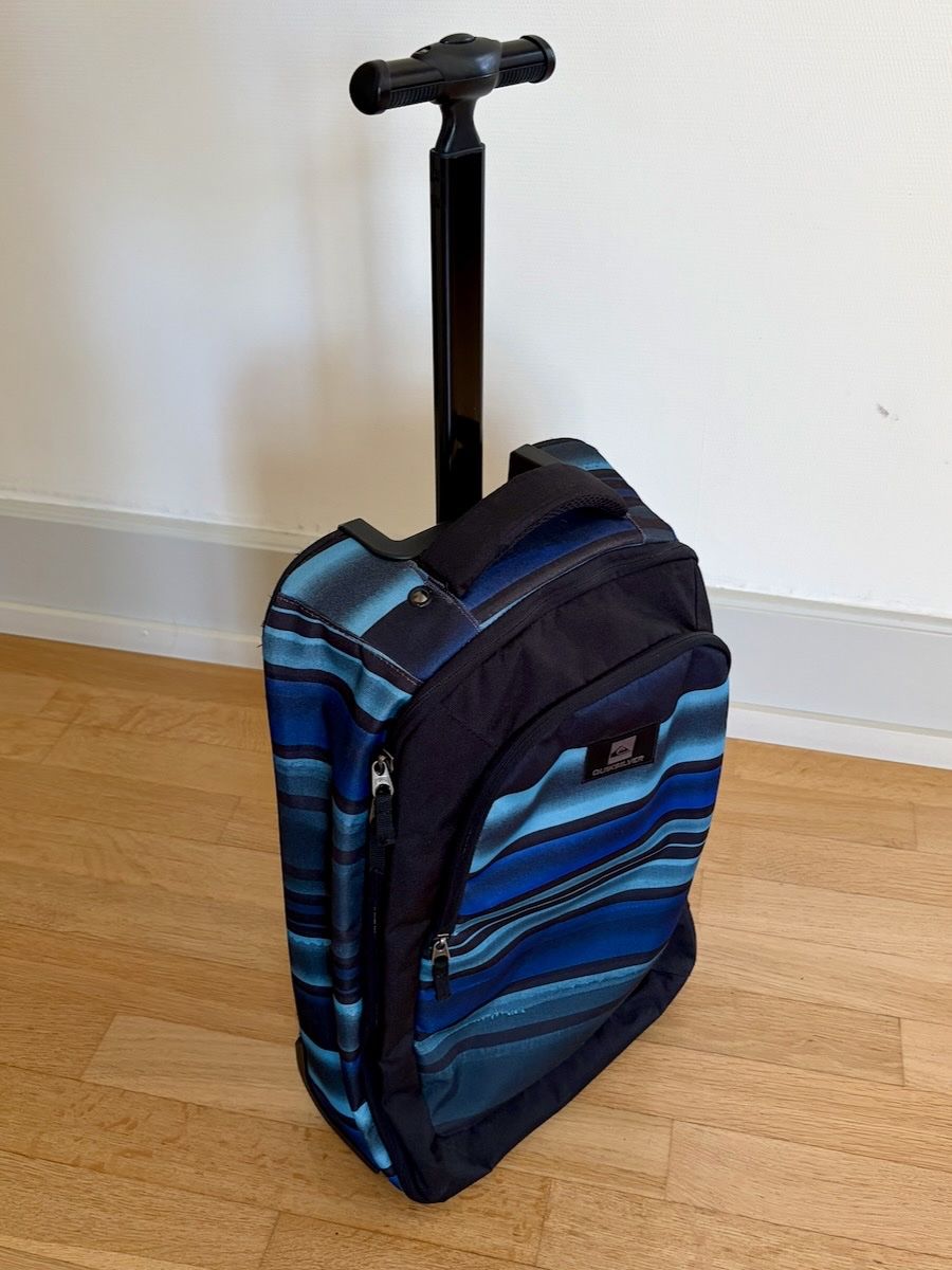 Altro in Aeronautica: Quicksilver Roll-Koffer mit Laptop-Fach – Usato da Zürich venduto da Zitronengelb 1
