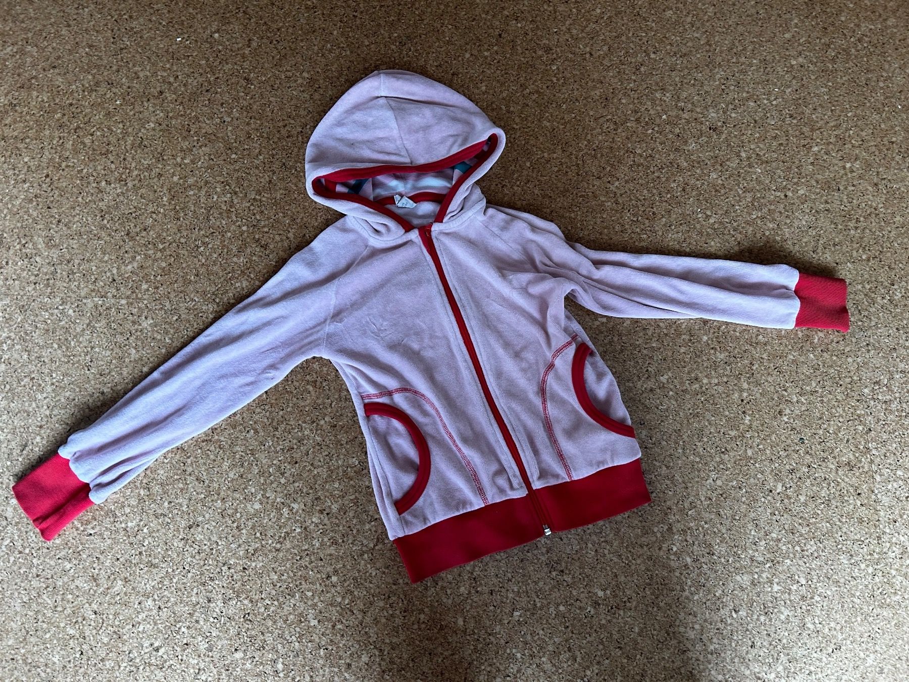 Jacken & Mäntel: Frottée Trainerjäggli ROSA-ROT RETRO 122/128 – Gebraucht aus Dittingen von Bellevista 2