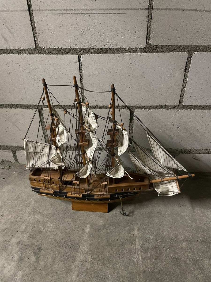 Tutte le decorazioni: Holzschiff - Kriegsschiff 3 Mast – Nuovo (secondo la descrizione) da Suhr venduto da mal_89fb 1