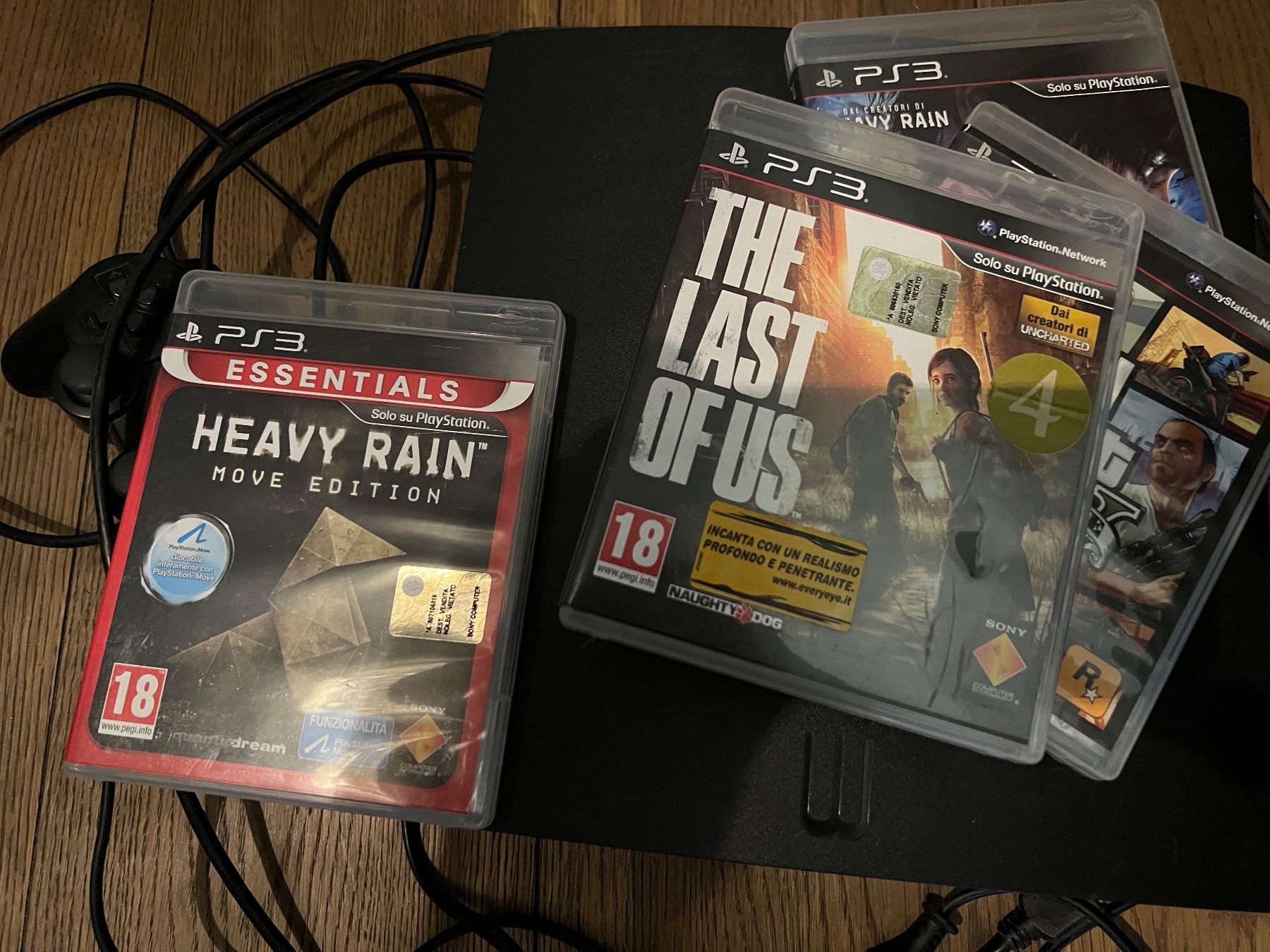 Sony Console: Sony PS3 console mit vier Spiele, funktioniert! – Usato da Astano venduto da hyperion-atlas 2