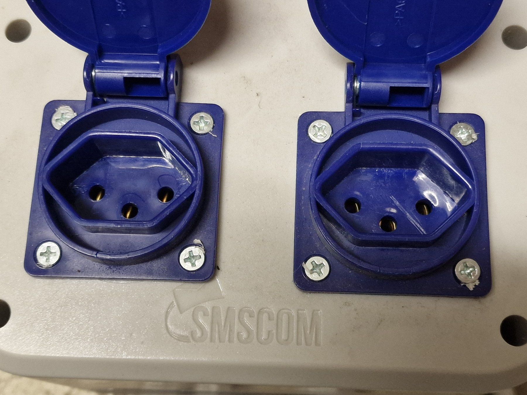 Stromzufuhr: SMSCOM Hybrid Controller MK2 - 16 Ampere – Gebraucht aus Appenzell von BreGol 1