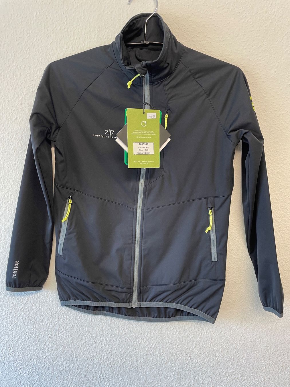 2117 Giacche & Cappotti: VASSBACKEN  THIN SOFTSHELL JACKET JR – Nuovo (secondo la descrizione) da Brig venduto da SnowWhiteDist