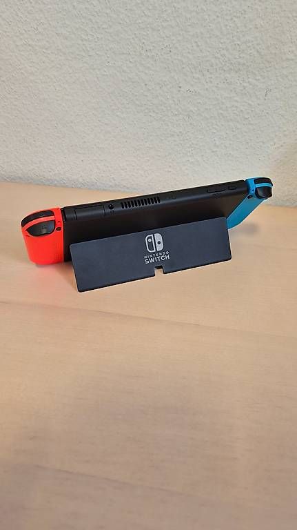 Konsolen: Nintendo Switch (OLED-Modell) – Gebraucht aus Niederwil AG von Eyealert23 1