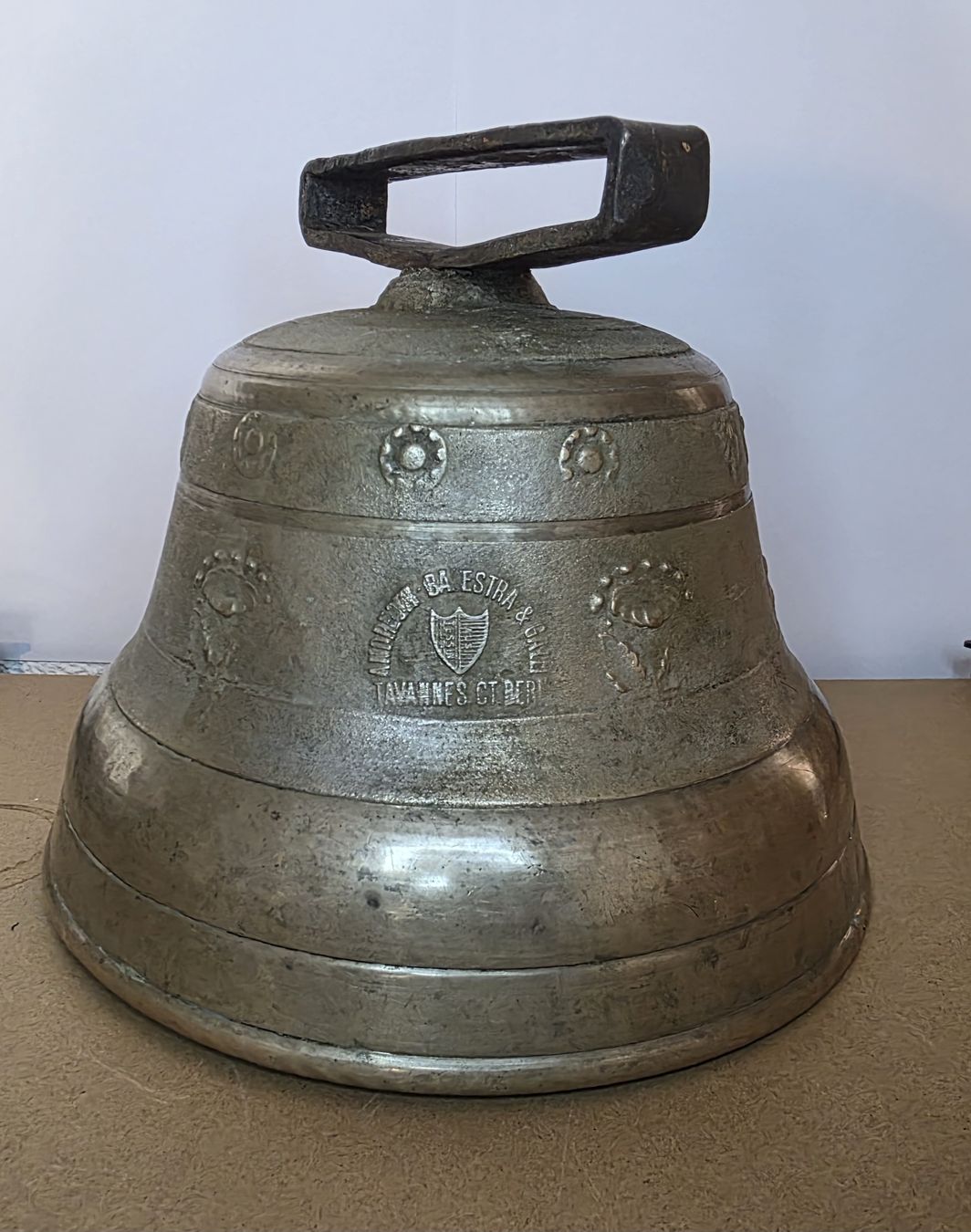 Campanacci mucche: Glocke mit Zierde – Usato da Riniken venduto da Strikeone 1