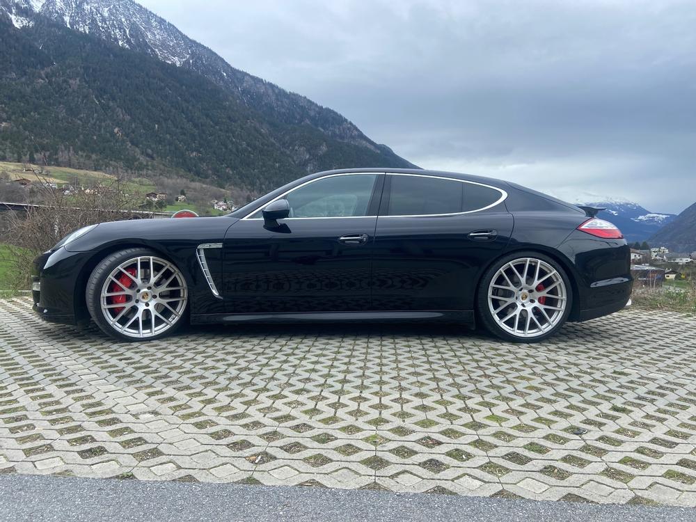 ***PORSCHE PANAMERA TURBO 4.8 V8***