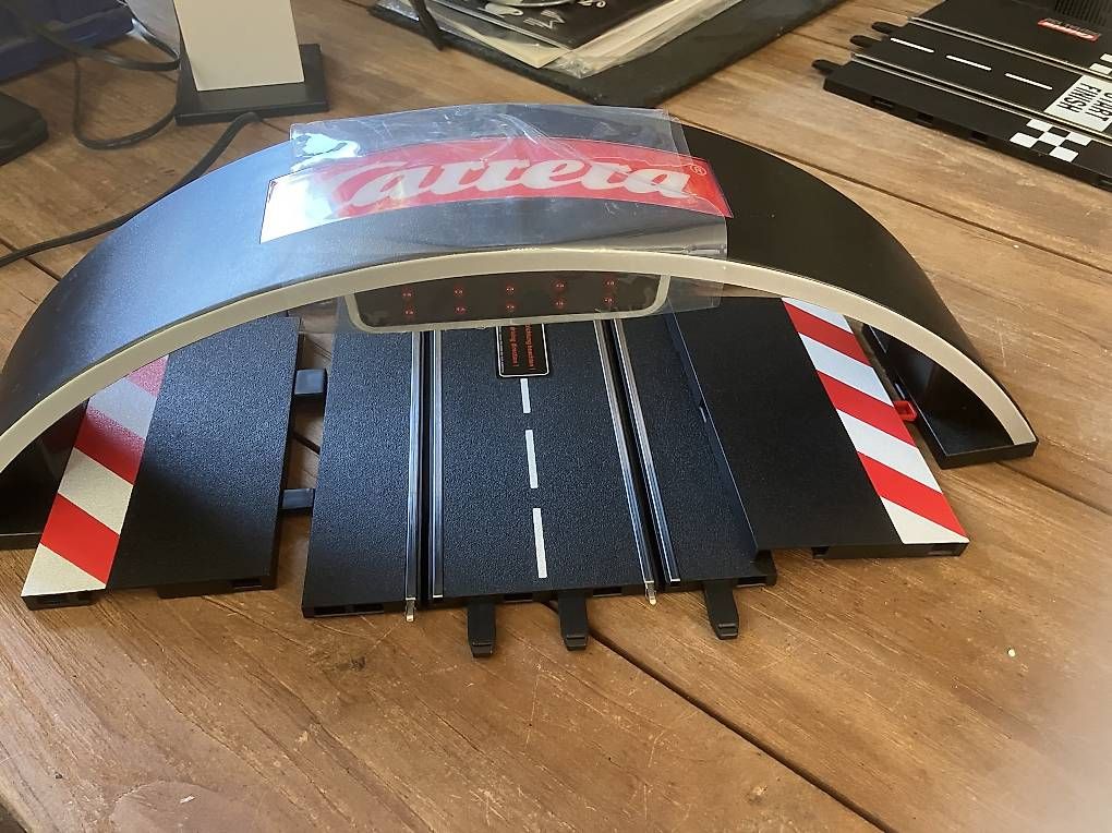 Carrera Piste: Carrera Digital Startlight – Usato da Bristen venduto da Game-Store