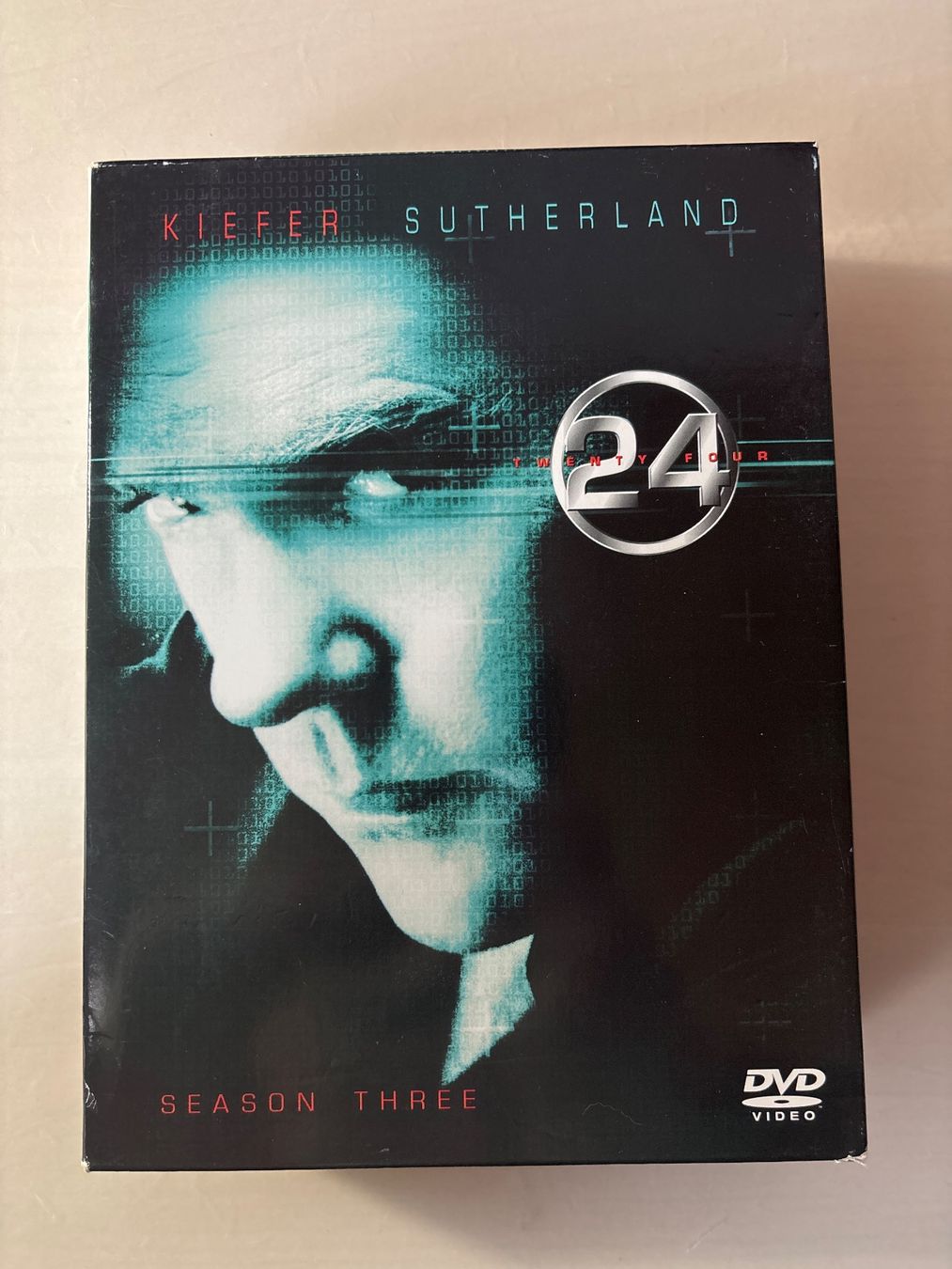 Alle DVDs: Kiefer Sutherland Twenty Four - Season 3 – Gebraucht aus Ruswil von Slivio_