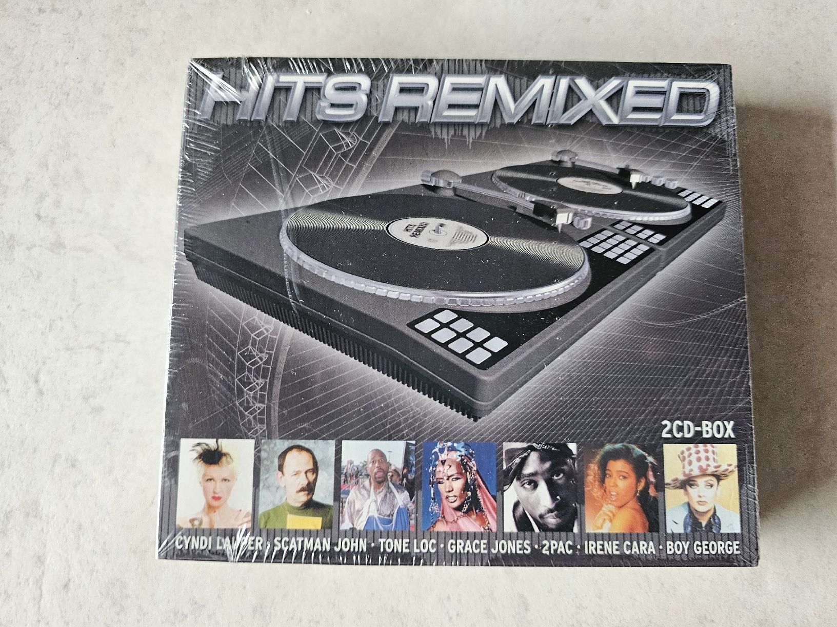 CD: Hits Remixed  -  2 CD Box / Fabrikneu – Nuovo e nell'imballaggio originale da Schneisingen venduto da backstore24