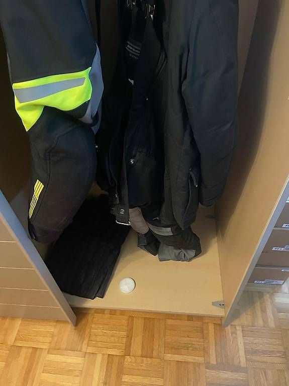 Armadi: Schiebeschrank  – Usato da Bern venduto da ber_9gk6 4
