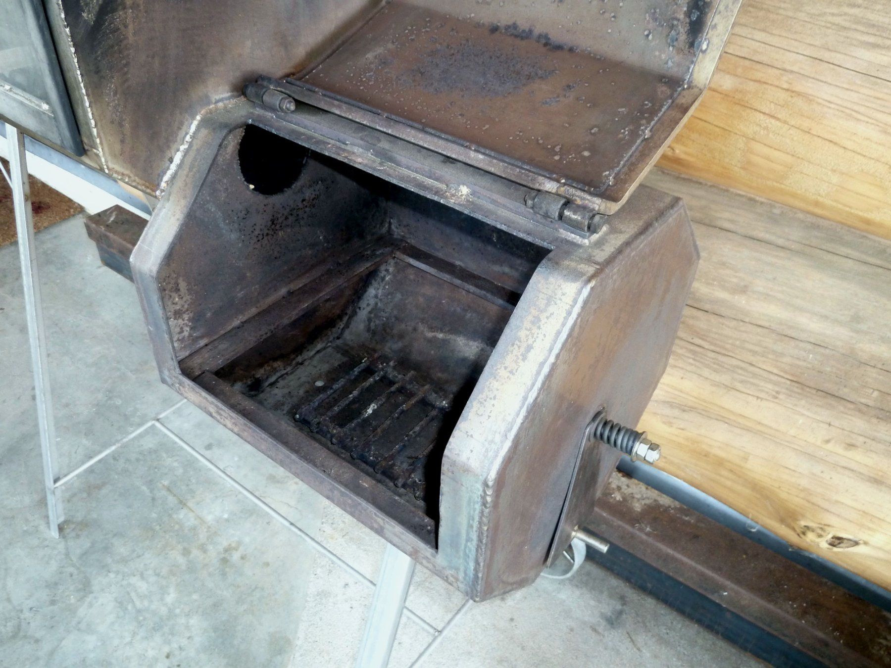 Griglie: Rostfreier Smoker/Grill – Usato da Salmsach venduto da my-fair-lady 3