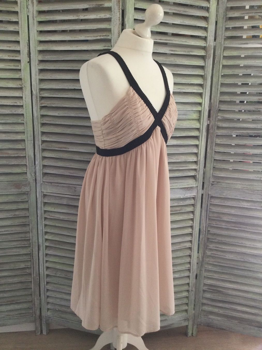 H&M Vestiti: Robe beige/noir avec perles, taille 40, NEUF – Nuovo e nell'imballaggio originale da Agiez venduto da chouchanelle 3