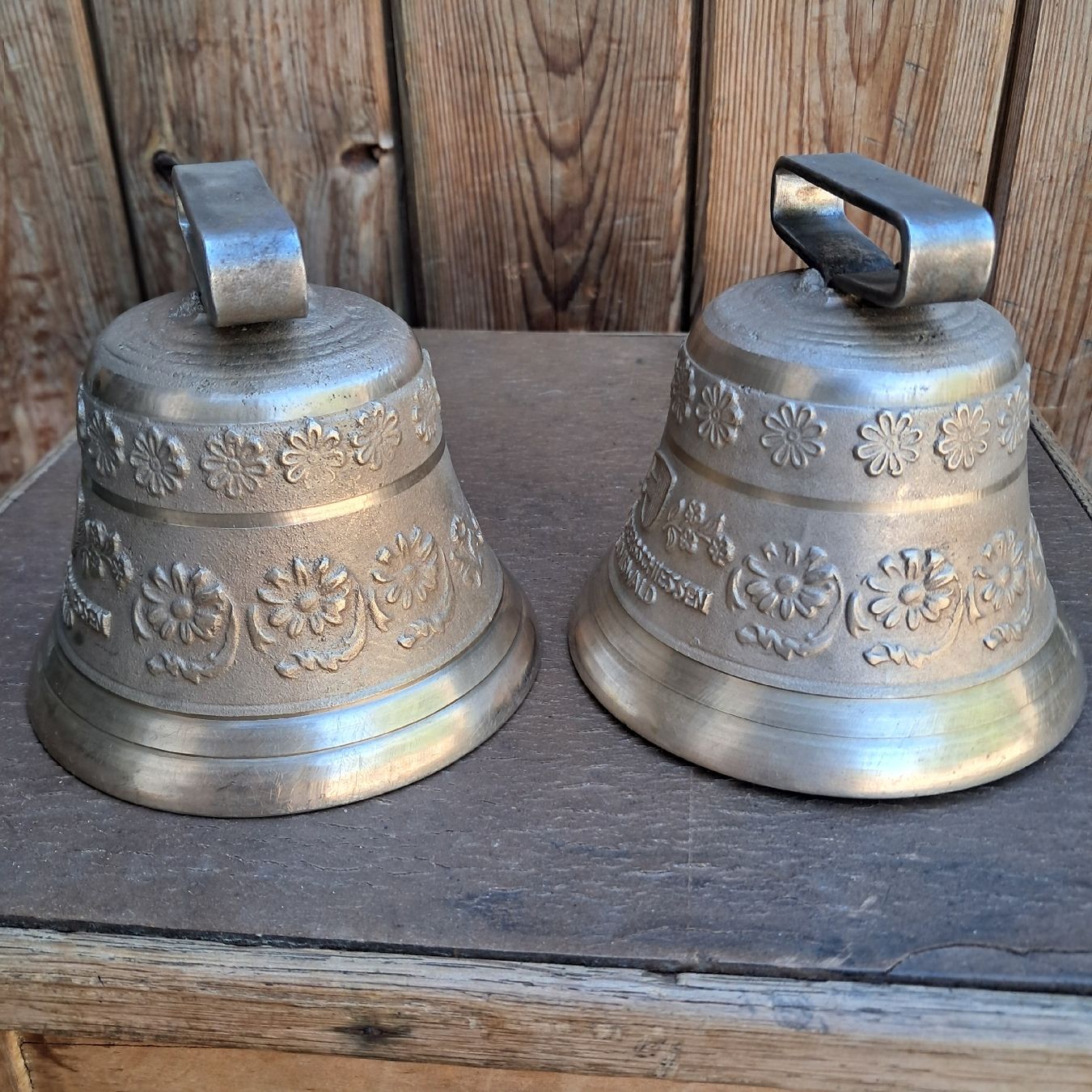 Cloches & sonnailles: 2 Schöne Glocken Gusset  – D'occasion à Murten par SHETHOF 1