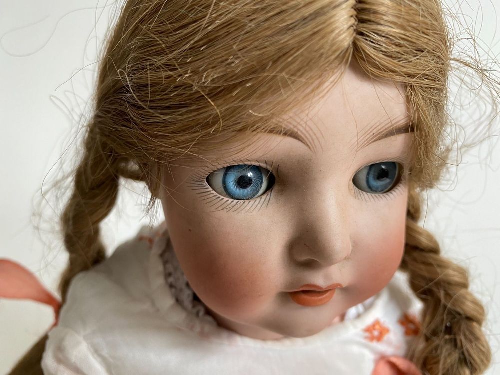 Puppe mit Kopf aus Porzellan | Kaufen auf Ricardo