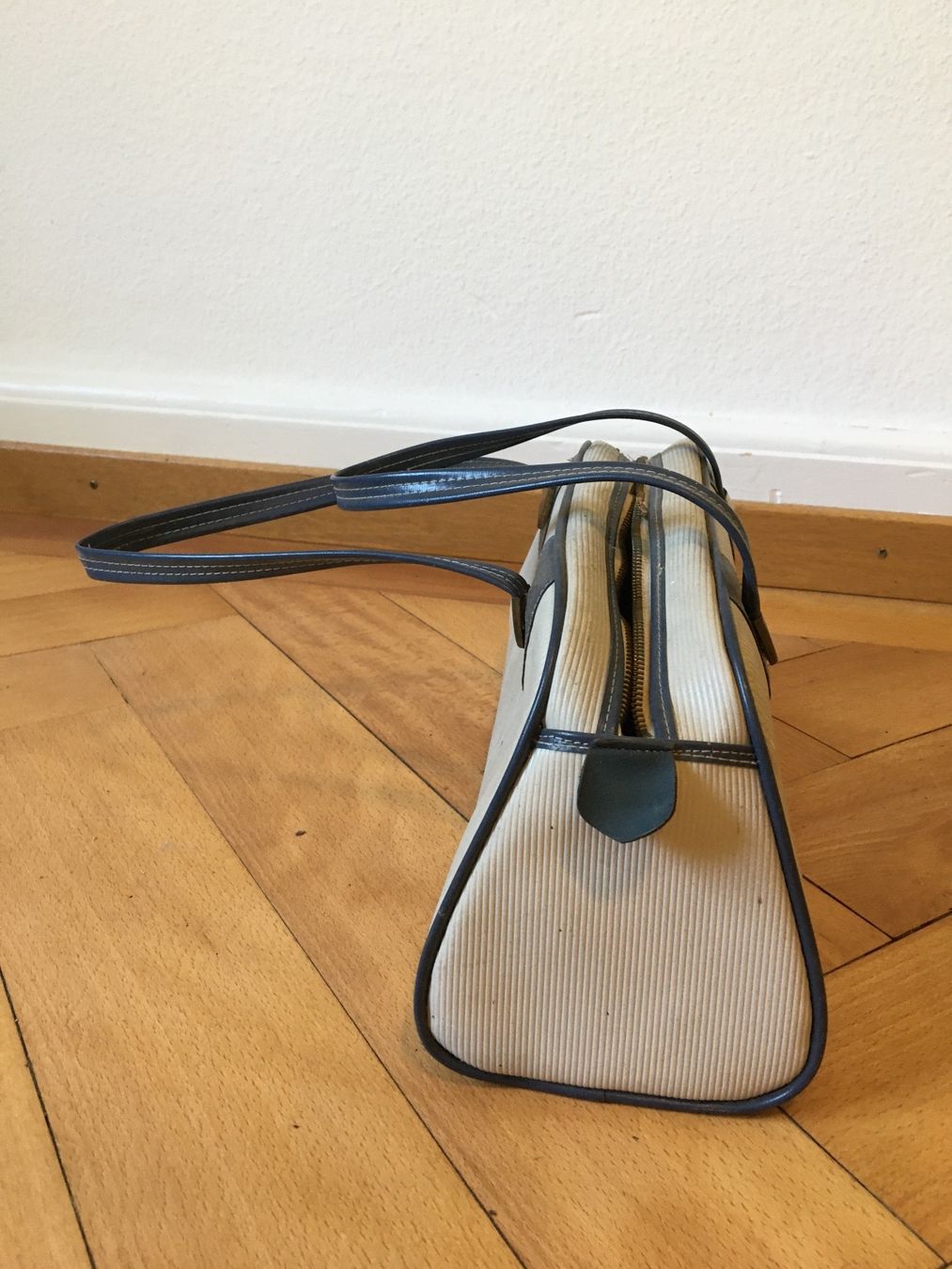 Borse da donna: Sac à main vintage – Usato da Cornaux NE venduto da THX01 1
