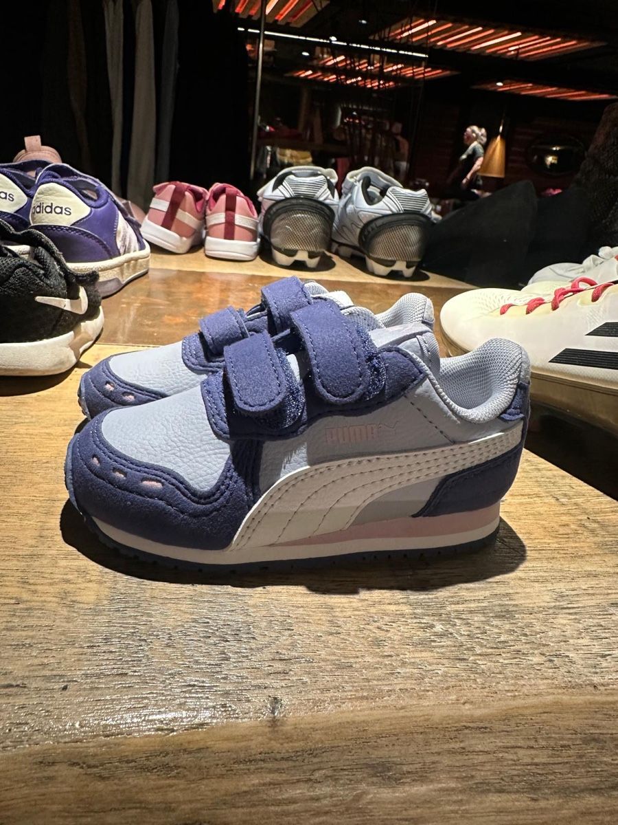 Puma Scarpe per ragazzi: Baskets PUMA pour bébé, parfait état, taille 23, 2023 – Nuovo e nell'imballaggio originale da Courroux venduto da lan_5f9f