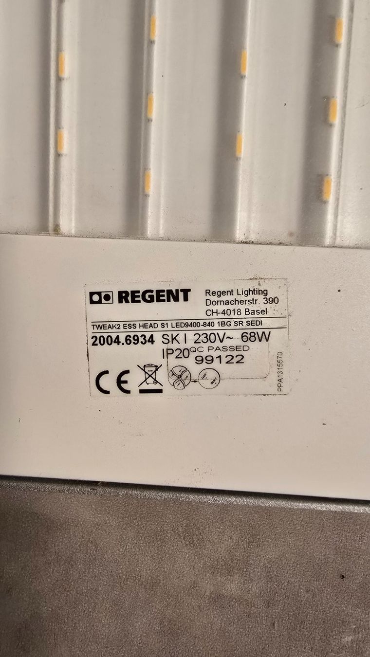 Regent Lampade: Büro Stehlampe von Regent – Usato da Aesch BL venduto da imbeli 3