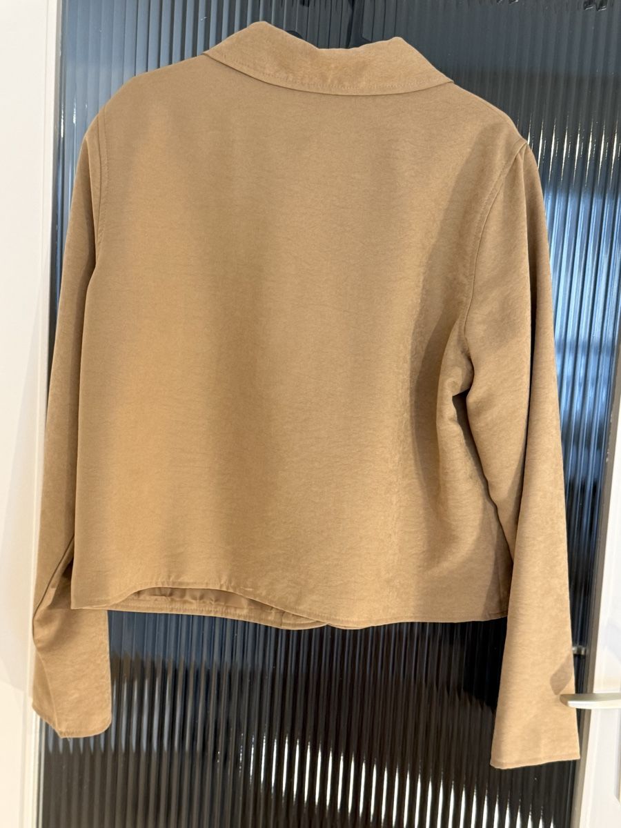 Giacche: Jaquette beige suédine  – Nuovo e nell'imballaggio originale da Monthey venduto da iri_9pt5 1