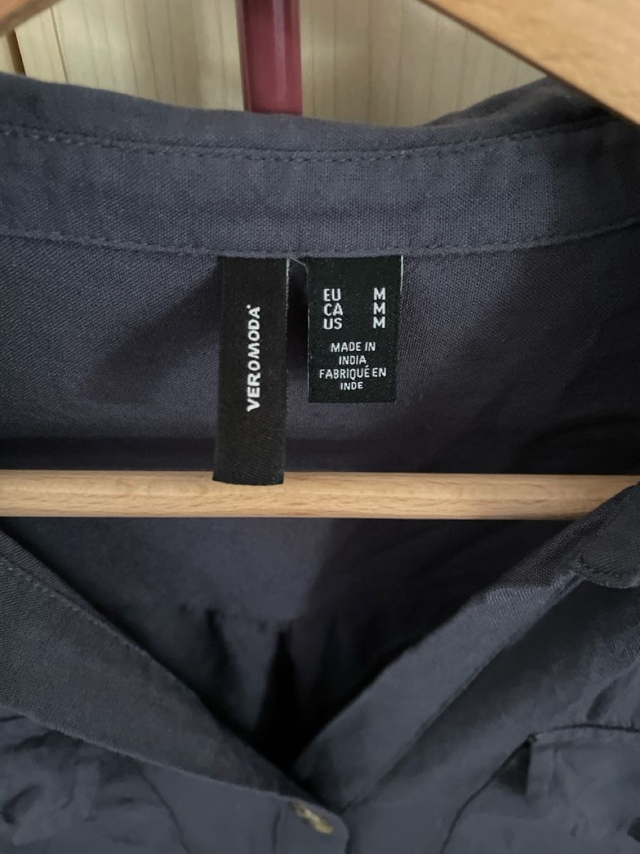 Vero Moda Camicette: Bluse Vero Moda, Grösse M, dunkelblau, herbstlich – Usato da Arosa venduto da jan_l7n6 2