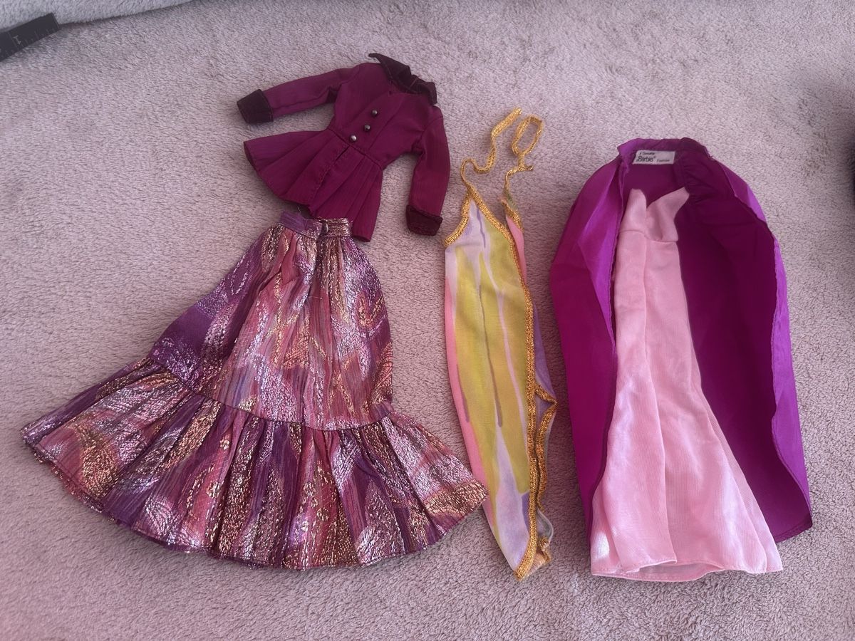 Bambole: Barbie Vintage Kleider – Usato da Herbriggen venduto da Sehrazade