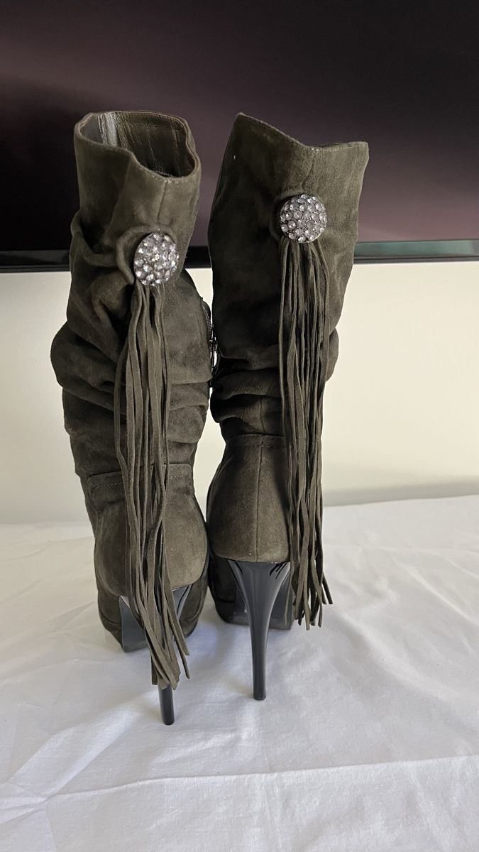 Chaussures femmes: Schicke Stiefel Gr.36 – D'occasion à Stäfa par Exclusive0 2