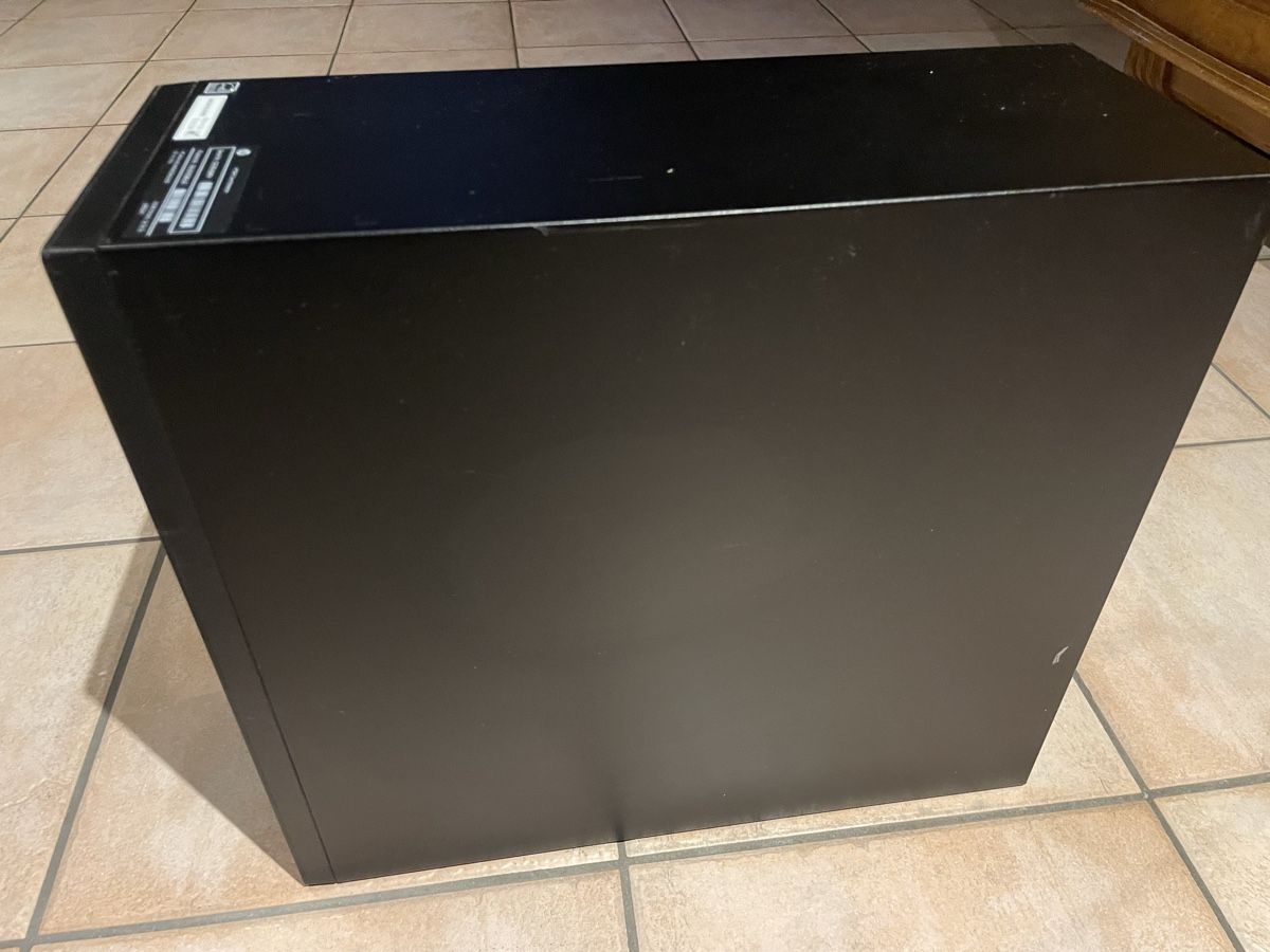 PC: HP Z240 Workstation  – Usato da Bettwil venduto da mar_79gy 1