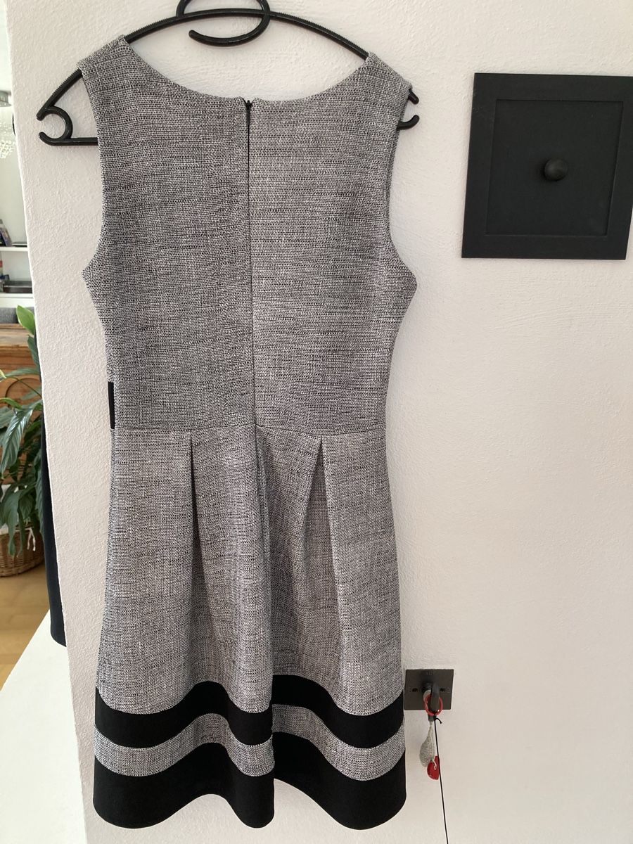 Vestiti: Grau schwarzes Kleid 36 – Usato da Kesswil venduto da Branca-01 1