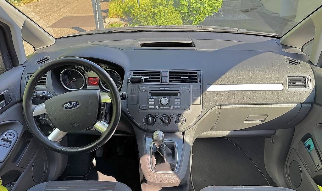 Autos: Ford C-Max 1.8i Carving, Schwarz, Minivan/Kompaktvan – Gebraucht aus Münchenstein von NSP97 3