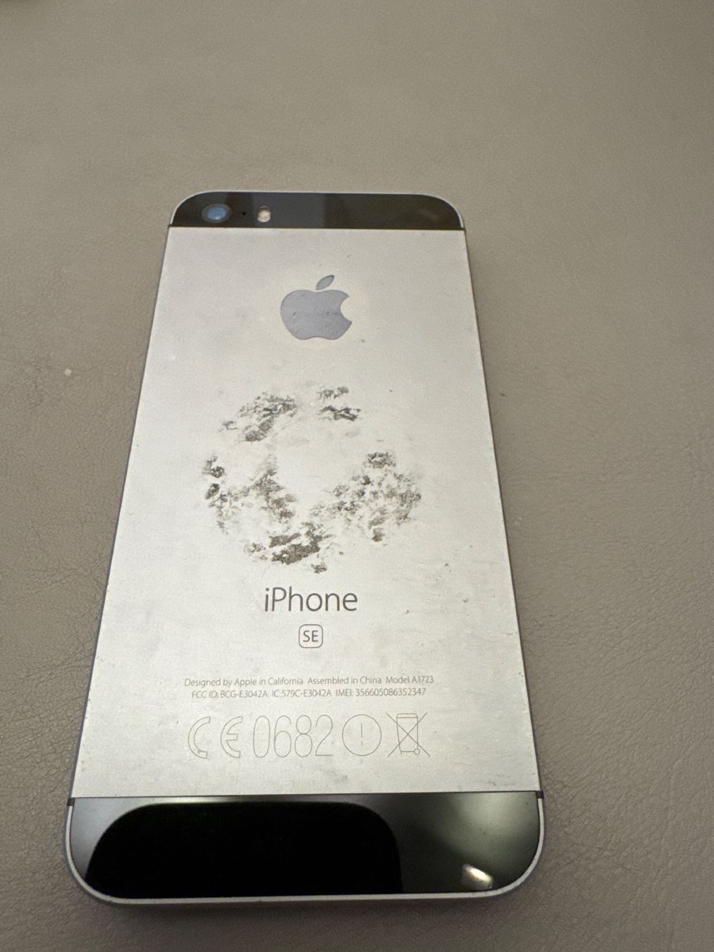 Apple Telefoni cellulari / Smartphones: iPhone SE – Difettoso da Adliswil venduto da Busys 1