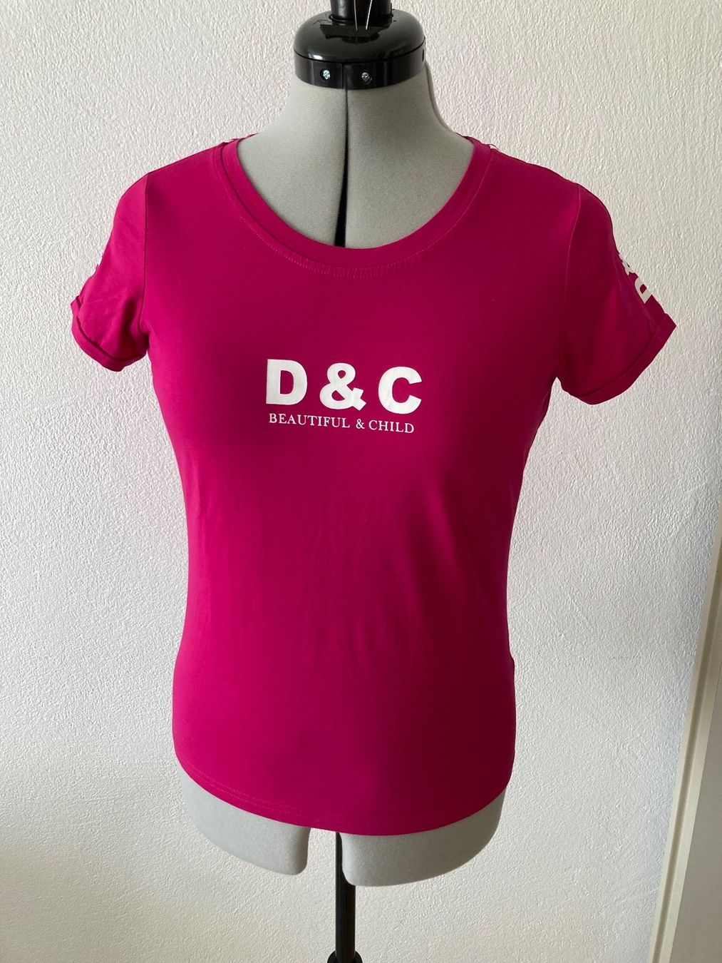 Hemden, T-Shirts & Polos: T-Shirt magenta – Gebraucht aus Samedan von chickenrun01