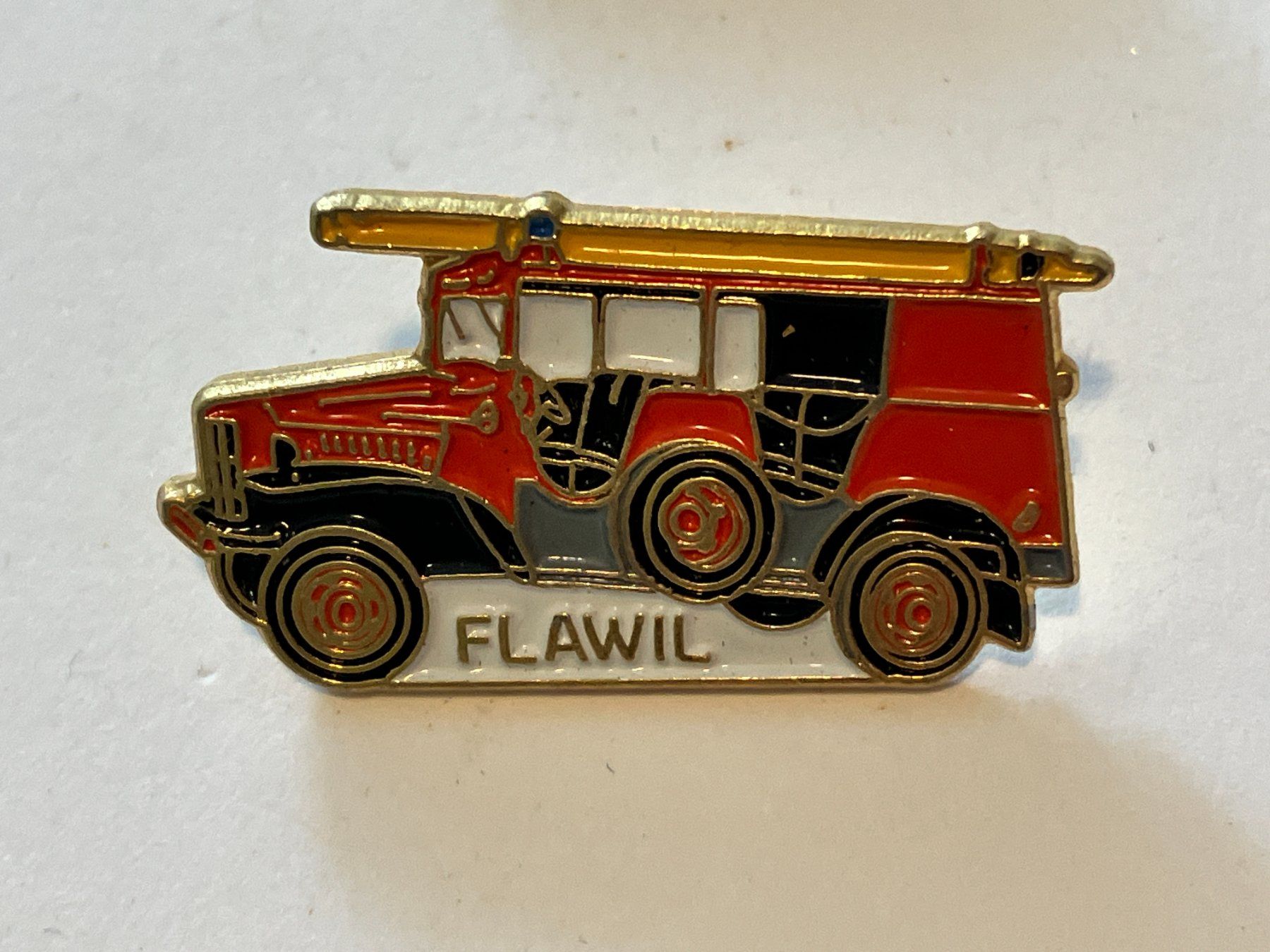 Placchette & Badge: 1 Pin Feuerwehr Flawil – Usato da Basel venduto da djwwpp