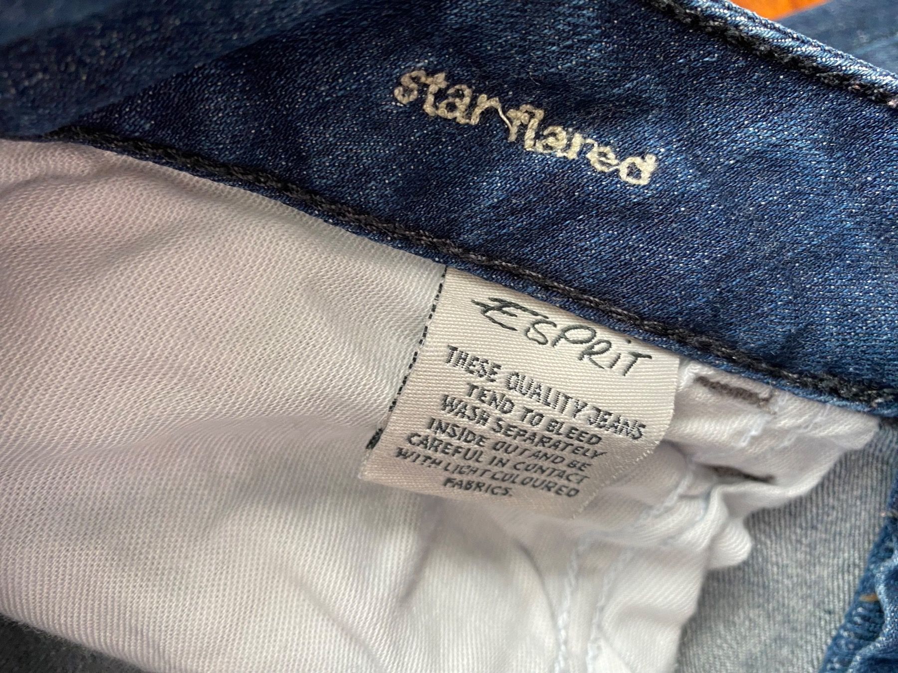 Esprit Jeans: ESPRIT Jeans Star flared Bio Baumwolle Gr. W28/L32 – Gebraucht aus Besazio von lionheart63 3