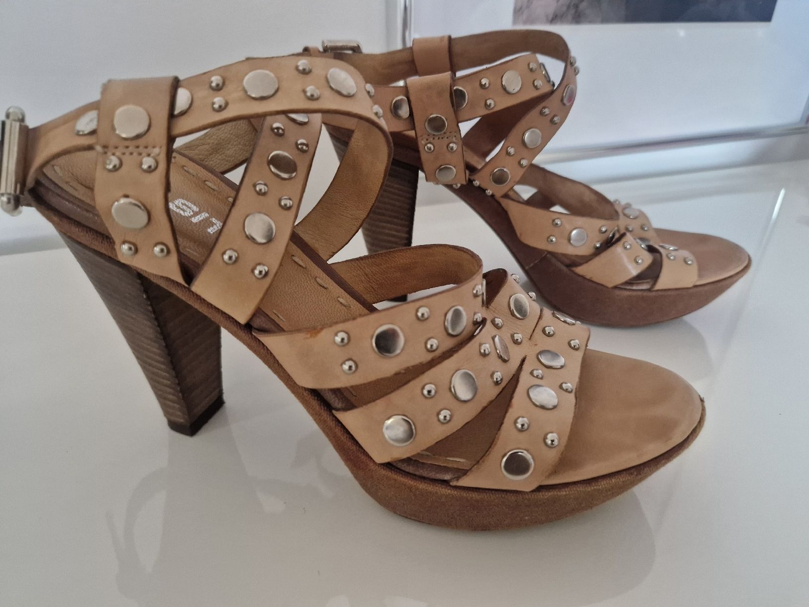 Damenschuhe: High Heels Sandale mit Nieten von Passito – Gebraucht aus Küsnacht ZH von 2011_ 5