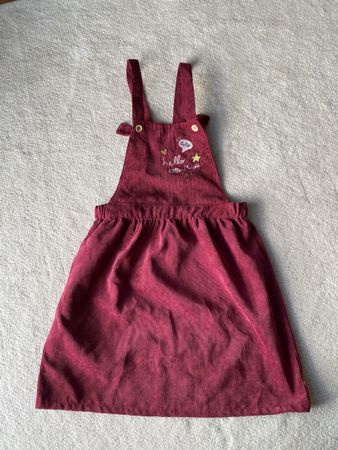 Mädchen dunkelrot Cord (7-9 Jahre)