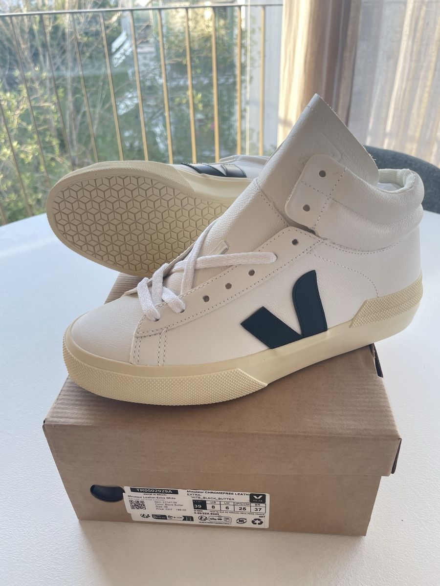 Veja Scarpe da donna: Veja Minotaur Sneaker High Weiss Gr. 39 – Nuovo e nell'imballaggio originale da Zürich venduto da S.N.K.R.Z 1