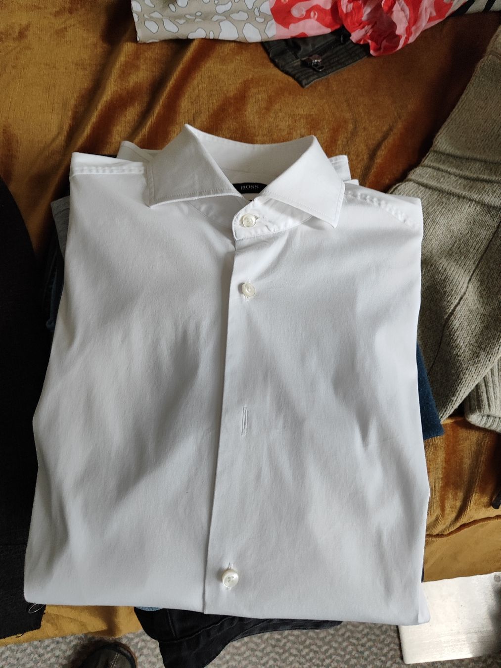Hugo Boss Hemden: Boss Herren Hemd gr 38 – Gebraucht aus Langnau am Albis von Judithsebi 4